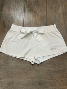 Blue by Betsey Johnson White Shorts | Size Medium